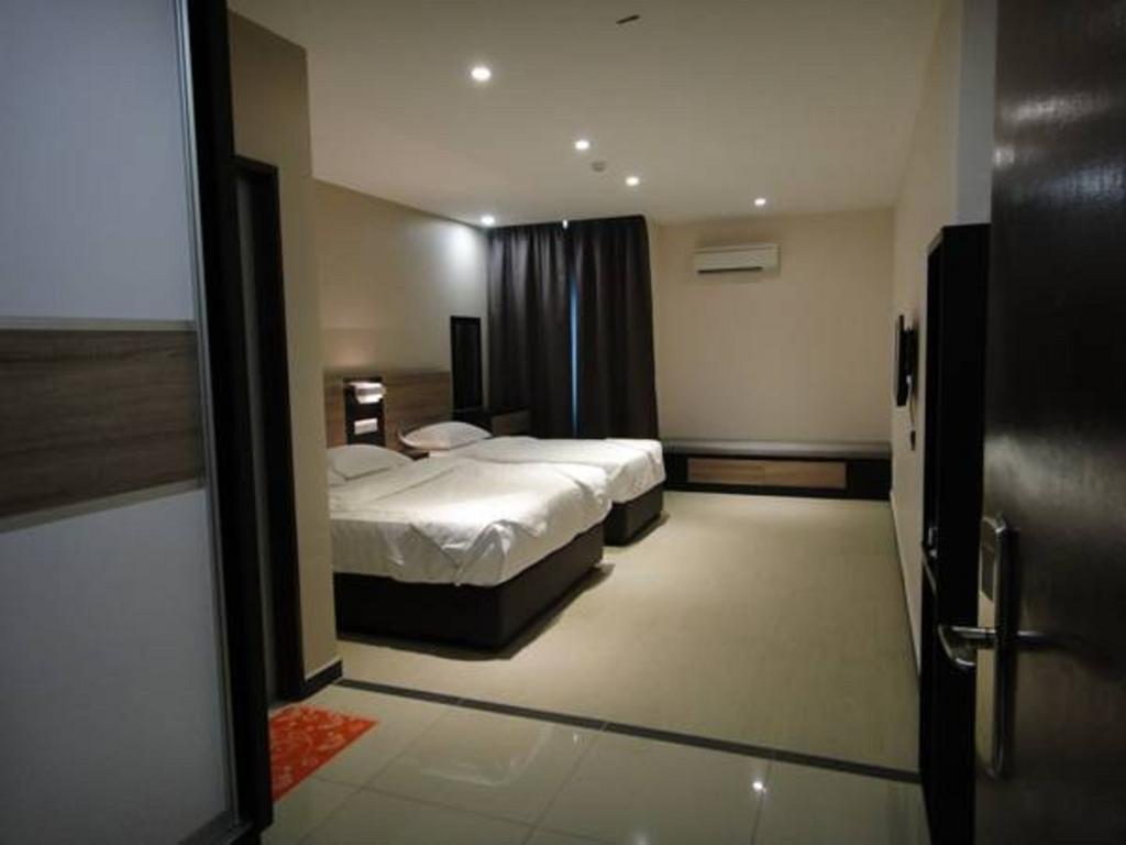 Galaxy Hotel Simpang Ampat  Zimmer foto