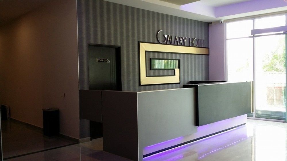 Galaxy Hotel Simpang Ampat  Exterior foto